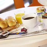 ホテル Premiere Classe Lille Nord 2*