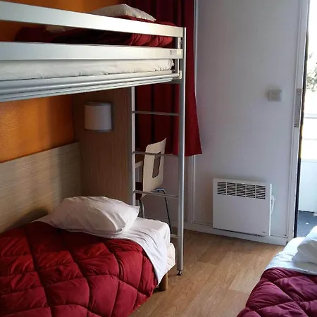 Premiere Classe Lille Nord Hotel 2*