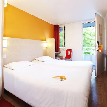 Premiere Classe Lille Nord Hotel 2*