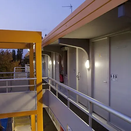 Premiere Classe Lille Nord 2*