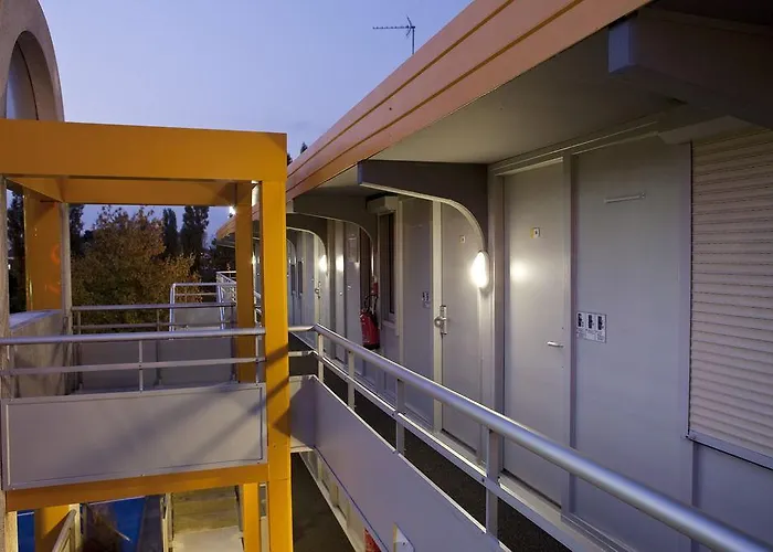 Premiere Classe Lille Nord 2*